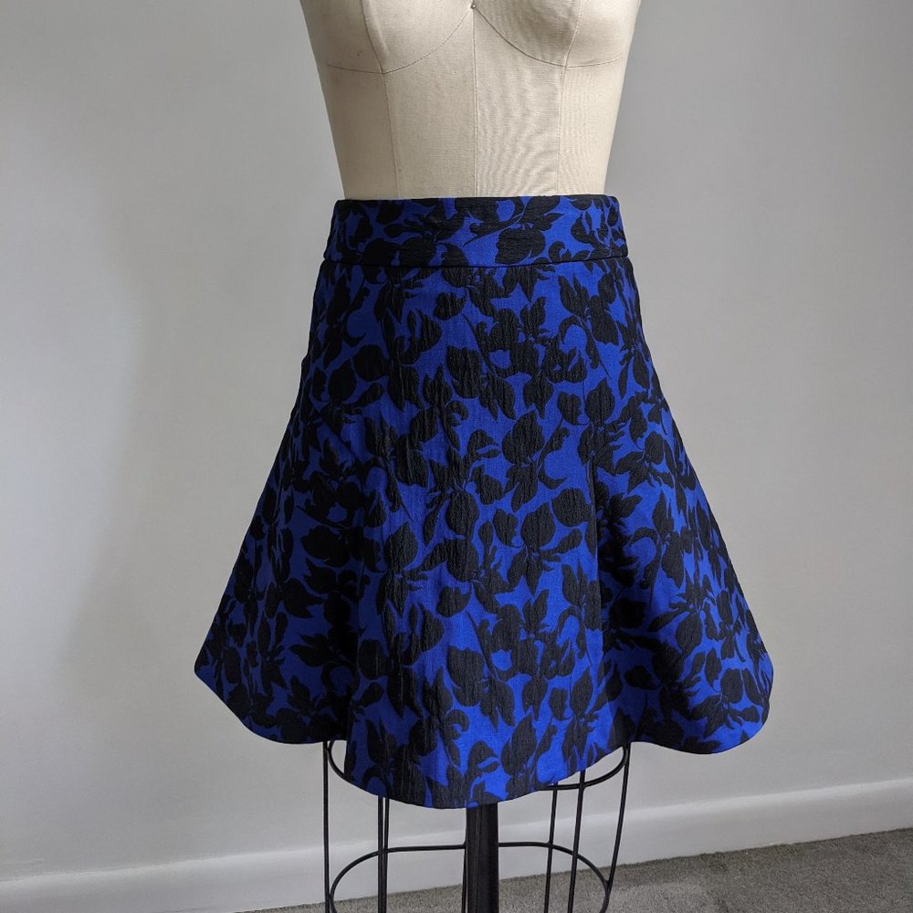 NWT Blue floral fit-and-flare mini skirt